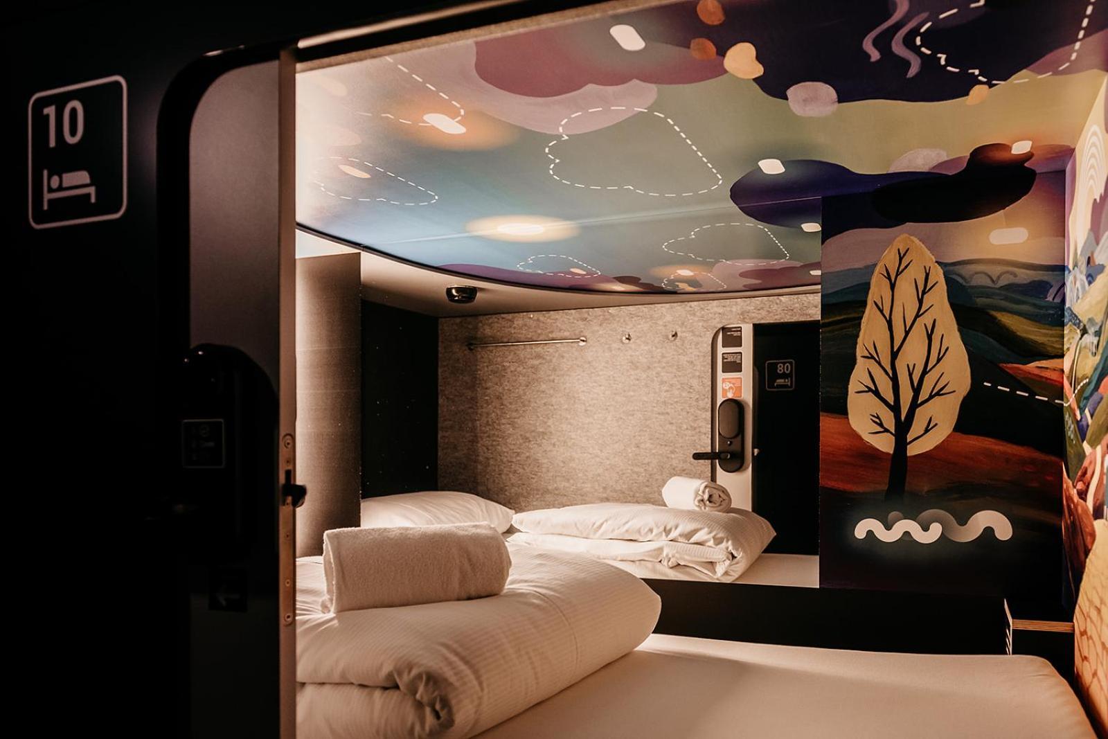 Capsule Hotel - Lucerne Old Town מראה חיצוני תמונה